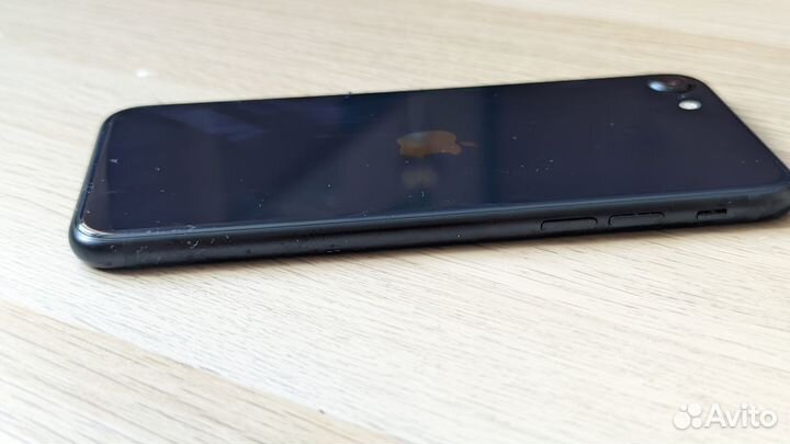 iPhone SE (2020), 64 ГБ