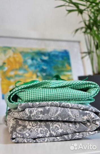 Простынь на резинке детская новое