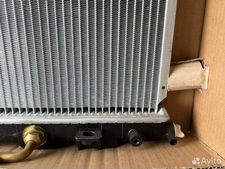 Радиатор охлаждения subaru forester 2 sg/s11