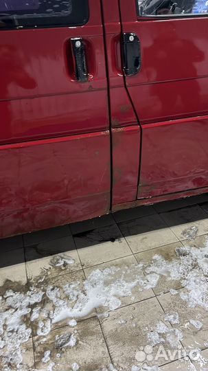 Volkswagen Caravelle 2.4 МТ, 1993, 218 000 км