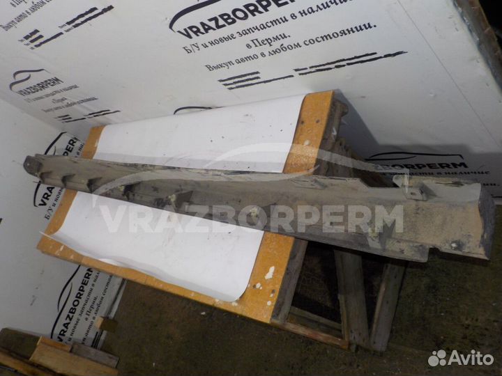 Накладка порога (наружная) Nissan Almera