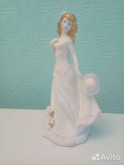 Статуэтка (итальянский фарфор)