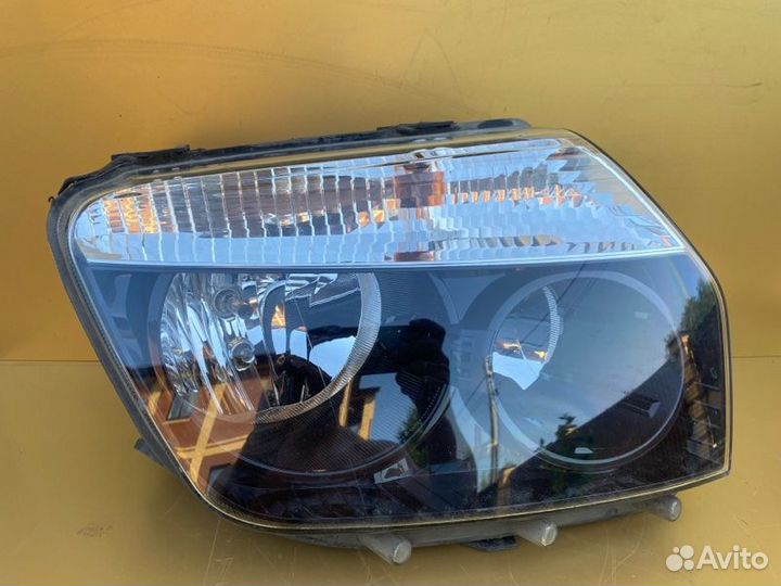 Фара правая Renault Duster 2010-2015
