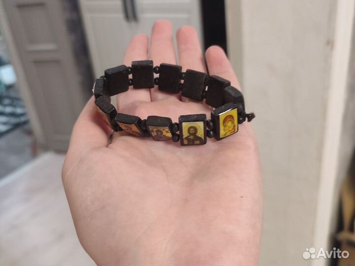Браслет с иконами