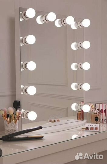 Зеркало с подсветкой