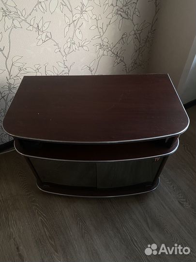 Тумба под телевизор