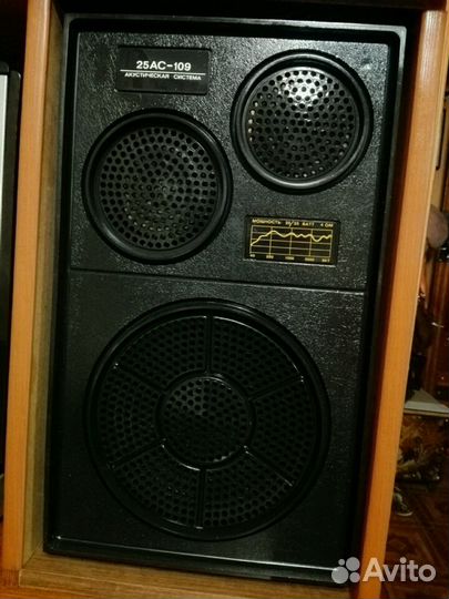 Магнитофон СССР стерео с колонками 25 ас