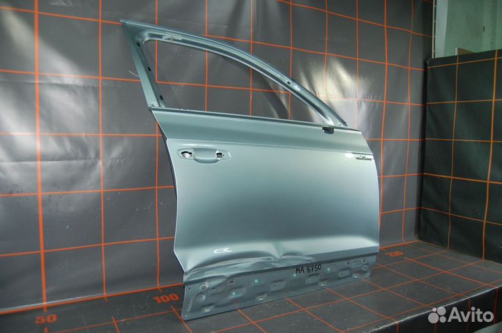 Дверь передняя правая - Volkswagen Touareg 3