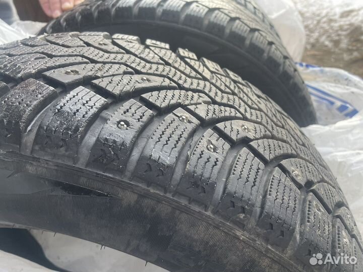 Formula Ice 215/60 R16