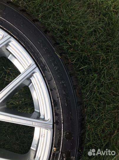 Kumho I'Zen KW27 245/40 R18 97W