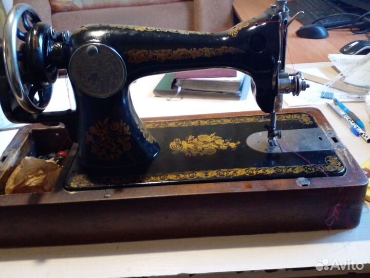 Швейная машина ручная