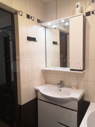 2-к. квартира, 65 м², 6/10 эт.