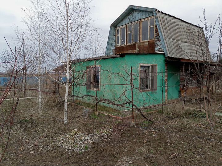 Дом 25 м² на участке 6,9 сот.