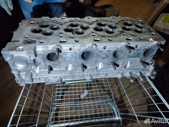 Головка двигателя D4CB