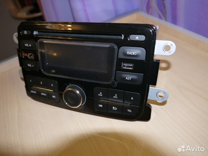 Штатная магнитола от Renault Duster-Nissan Terrano