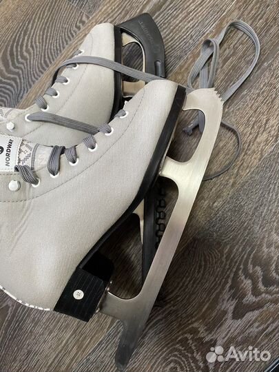 Коньки женские Nordway Lily