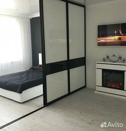 Двери для шкафа купе с зеркалом