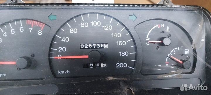 Стекло двери передней Daewoo Nexia (N100) I рестай