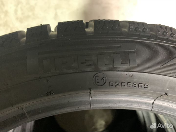 Pirelli Ice Zero 225/45 R18 95H