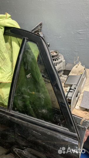 Стекло двери заднее левое Harrier / RX