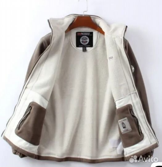 Мужская теплая куртка с флисовой подкладкой