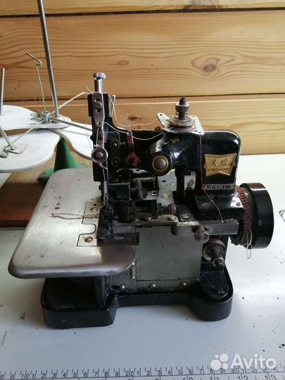 Оверлок 3 х ниточный