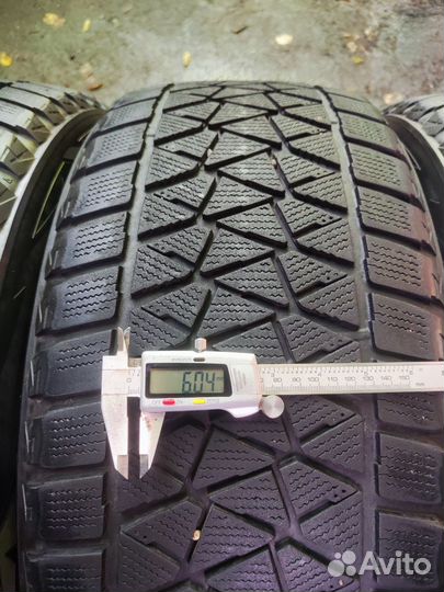 Bridgestone Blizzak DM-V2 275/50 R20 113R