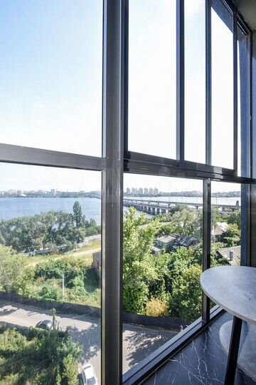 Квартира-студия, 42 м², 8/17 эт.