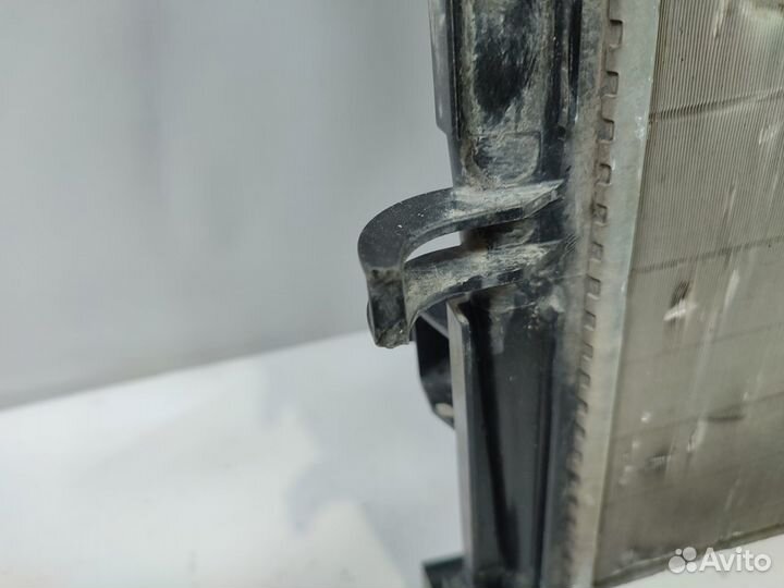 Радиатор охлаждения Renault Logan 2 2014