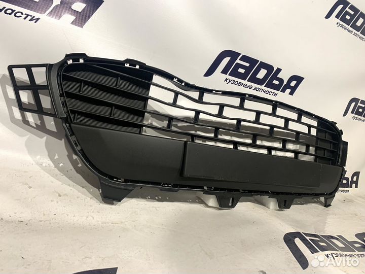 Решетка бампера Kia Rio(17) нижняя