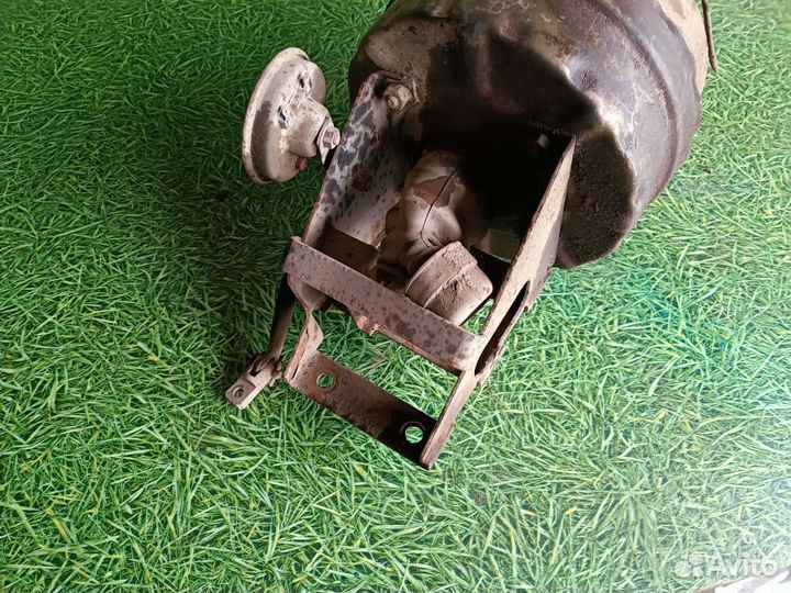 Вакуумный усилитель тормозов УАЗ буханка 2009 г