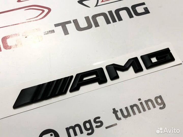 Шильдик AMG старого образца черный