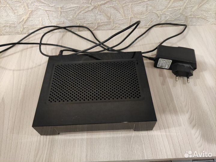 Приставка Arris vip1003g