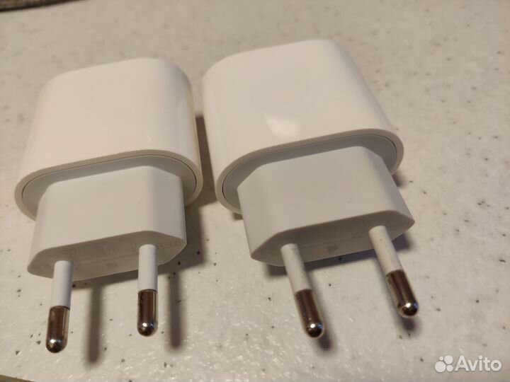 Зарядное устройство на iPhone A2347