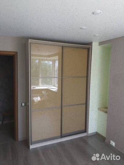 Шкаф-купе с зеркалом с установкой