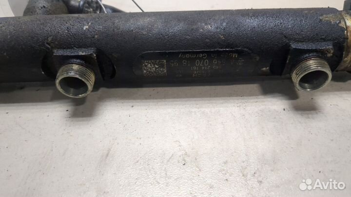 Рампа топливная Mercedes Vito W639