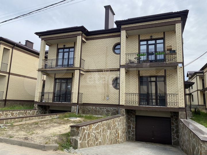 Таунхаус 109,5 м² на участке 6,5 сот.