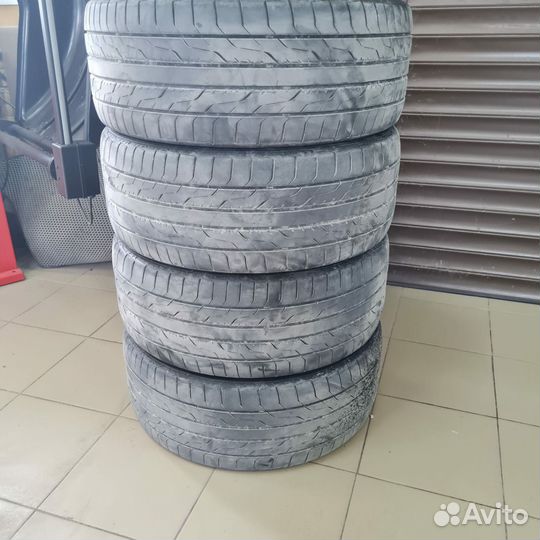 Toyo DRB 245/45 R18 96W