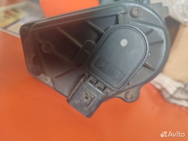 Дроссельная заслонка ford focus 2 1.8 2.0