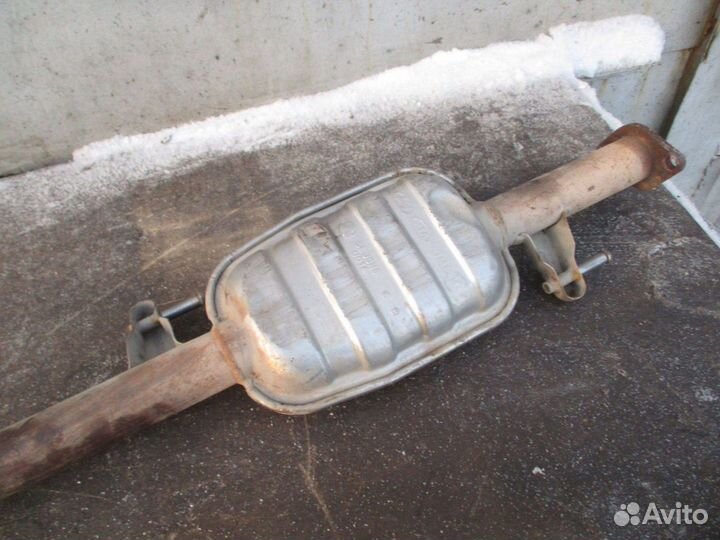 Средняя часть глушителя Hyundai Tucson 1 (JM)