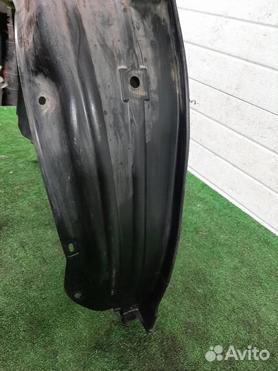 Подкрылок передний левый Honda Jazz 2004