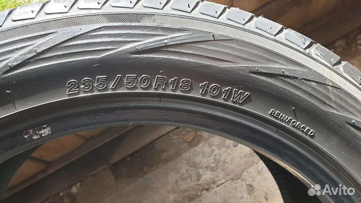 Yokohama Advan Sport A/S 235/50 R18