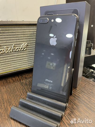 iPhone 8 Plus, 64 ГБ
