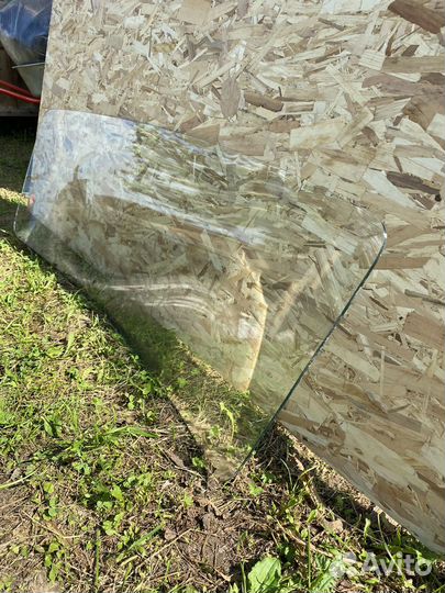 Лобовое стекло