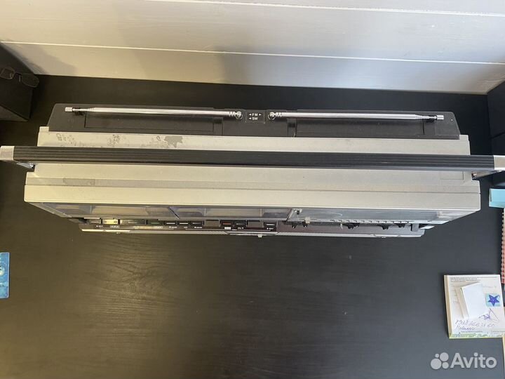 Кассетный магнитофон sharp