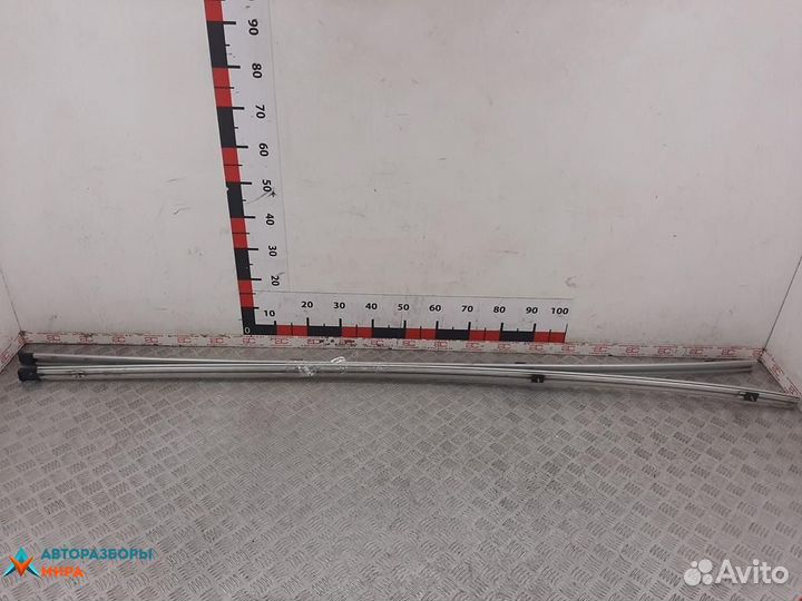 Накладка декоративная Ford Galaxy 2 2009 1445942