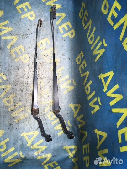 Поводки дворников Geely MK