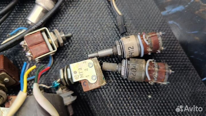 Радиодеталь