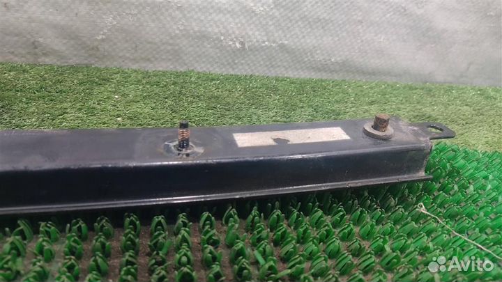 Направляющая сдвижной двери Peugeot Expert 2010