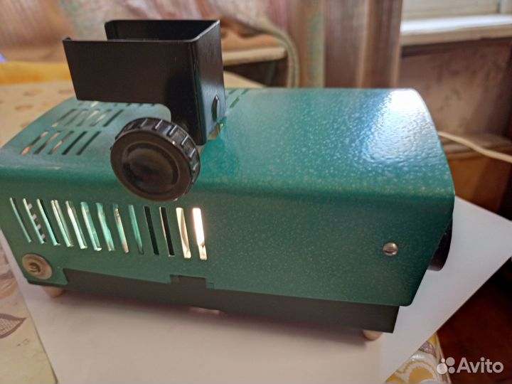 Продается проектор диафильмов